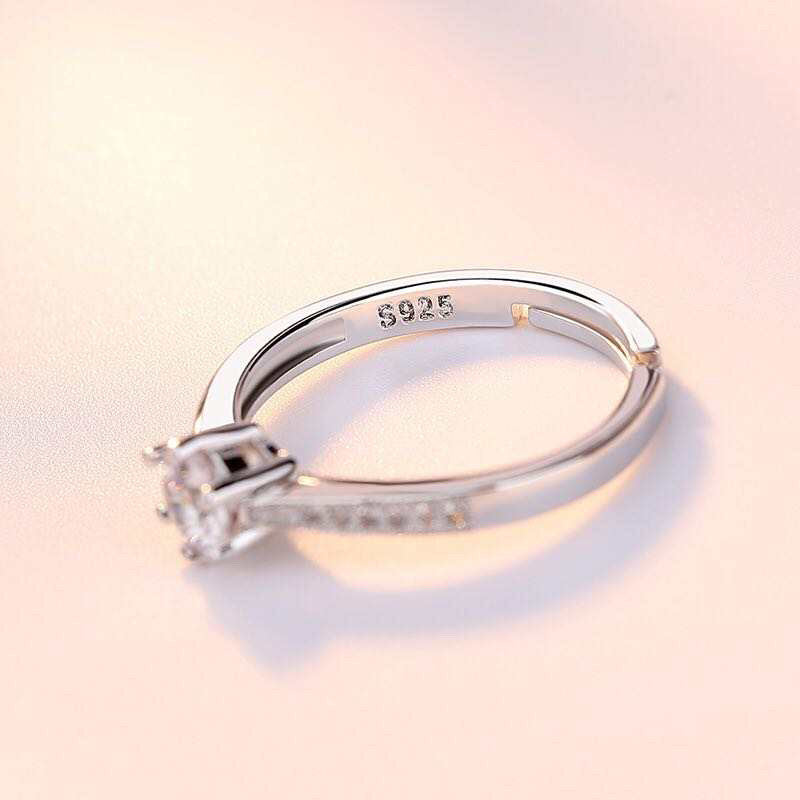 Uniqo Studded Stone Adjustable Ring