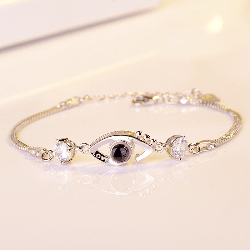 Uniqo Pearl Evil Eye Bracelet