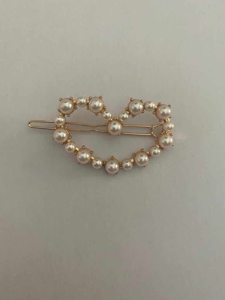 Uniqo Long Style Heart Shape Pearl Hair Clip