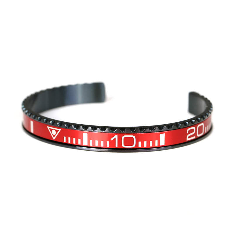 Roman Speed Bracelet (Black and Red Rim)