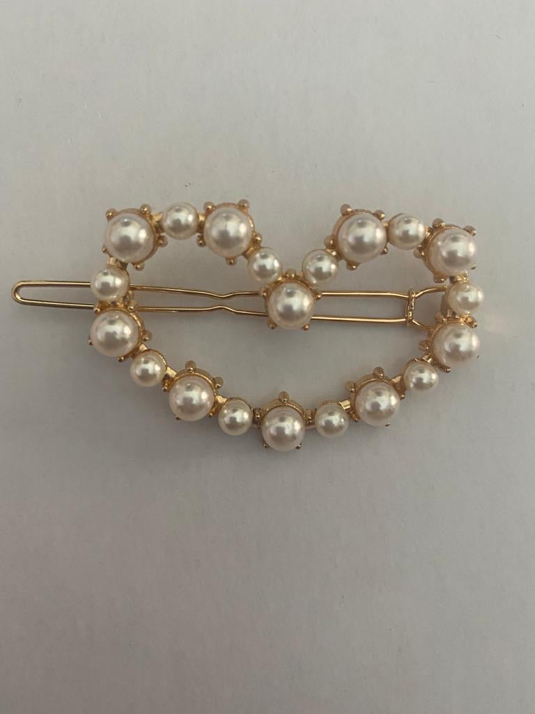 Uniqo Long Style Heart Shape Pearl Hair Clip